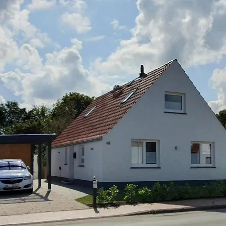 Casa de Férias Ferienhaus Strandallee 8 Butjadingen
